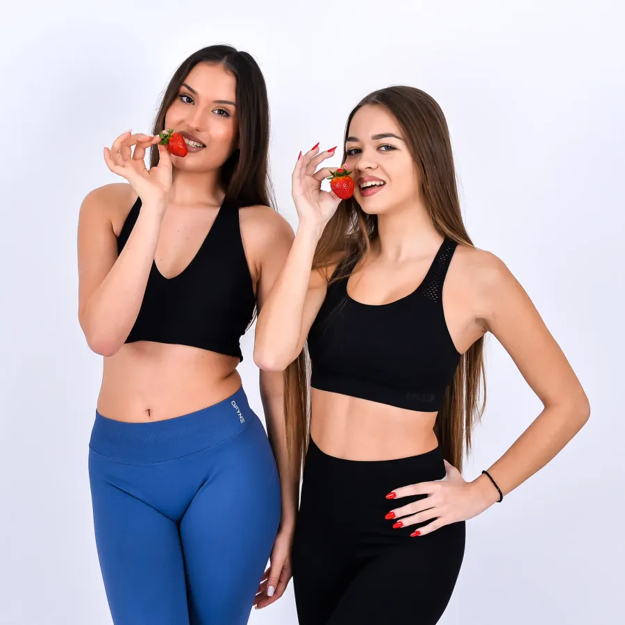 olympic-ultra-whey-protein-jagoda-750g-modeli-lifesyle